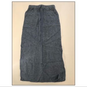 $45 MAX STUDIO WOMENS BLUE SKIRT SIZE XS.